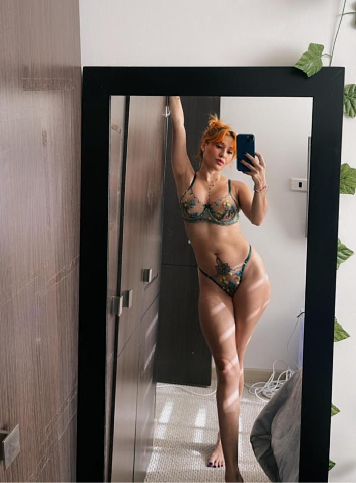 annie_vela