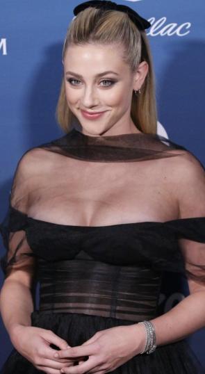 Lili Reinhart