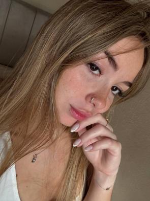 got my new nose ring and I think it compliments my freckles