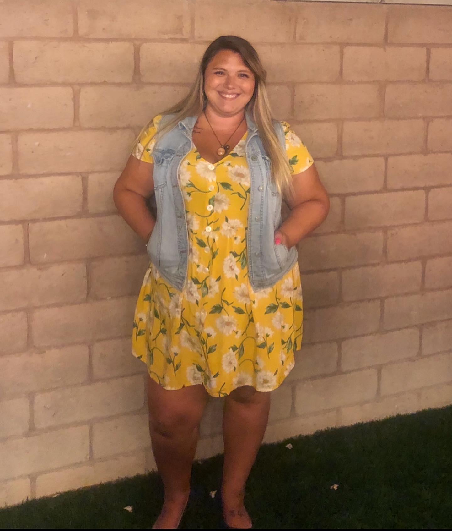 Selfie Sunday Flower Power Sundaze Dress Is From Forever 21 And Vest Is A Few Years Old Probably From Target Plussize