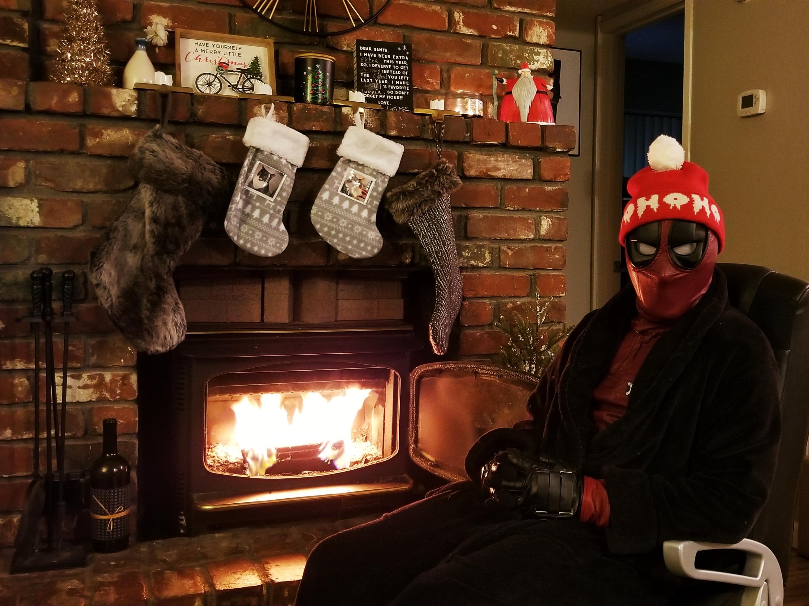 Report Alleged Deadpool Poster And Another Image With A Teddy Bear Who Must Have Pissed Off Deadpool