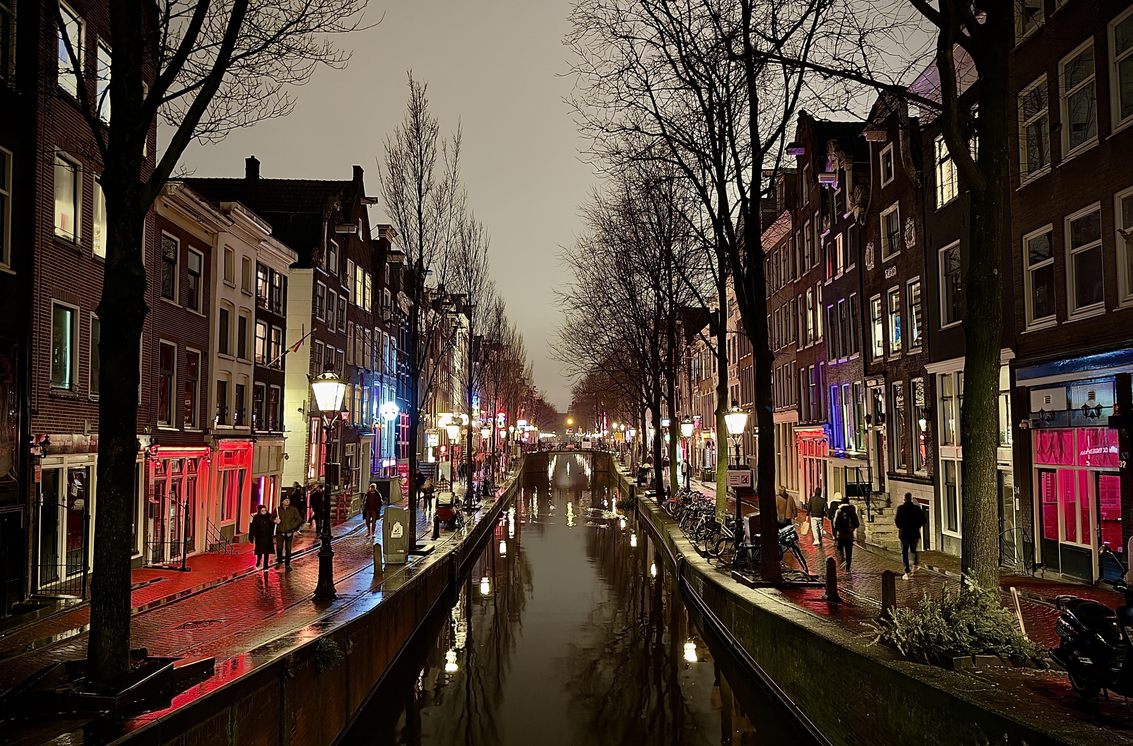 Red Light District Amsterdam : rCityPorn