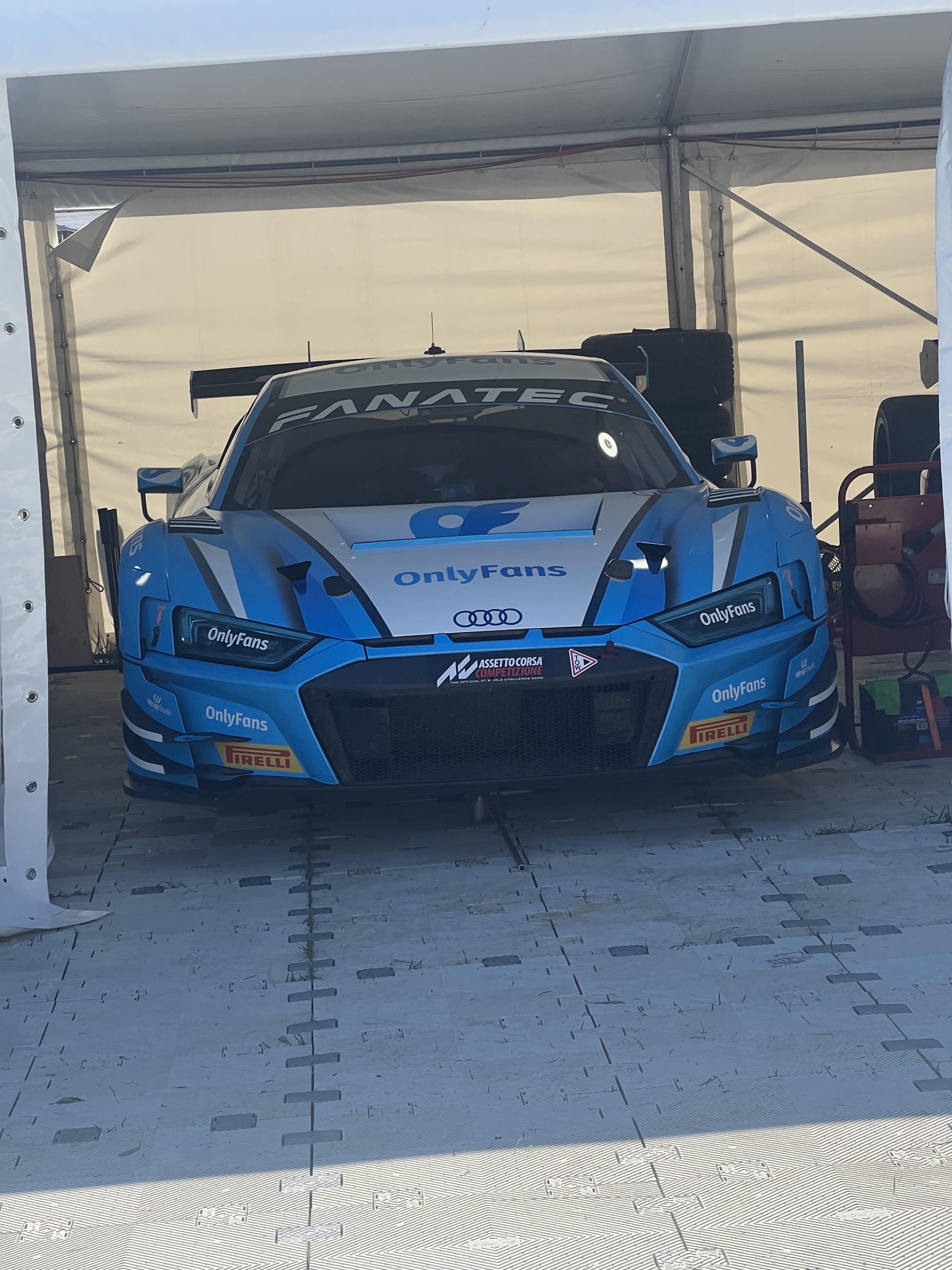 Everythings fine till you see the sponsors : rHolUp