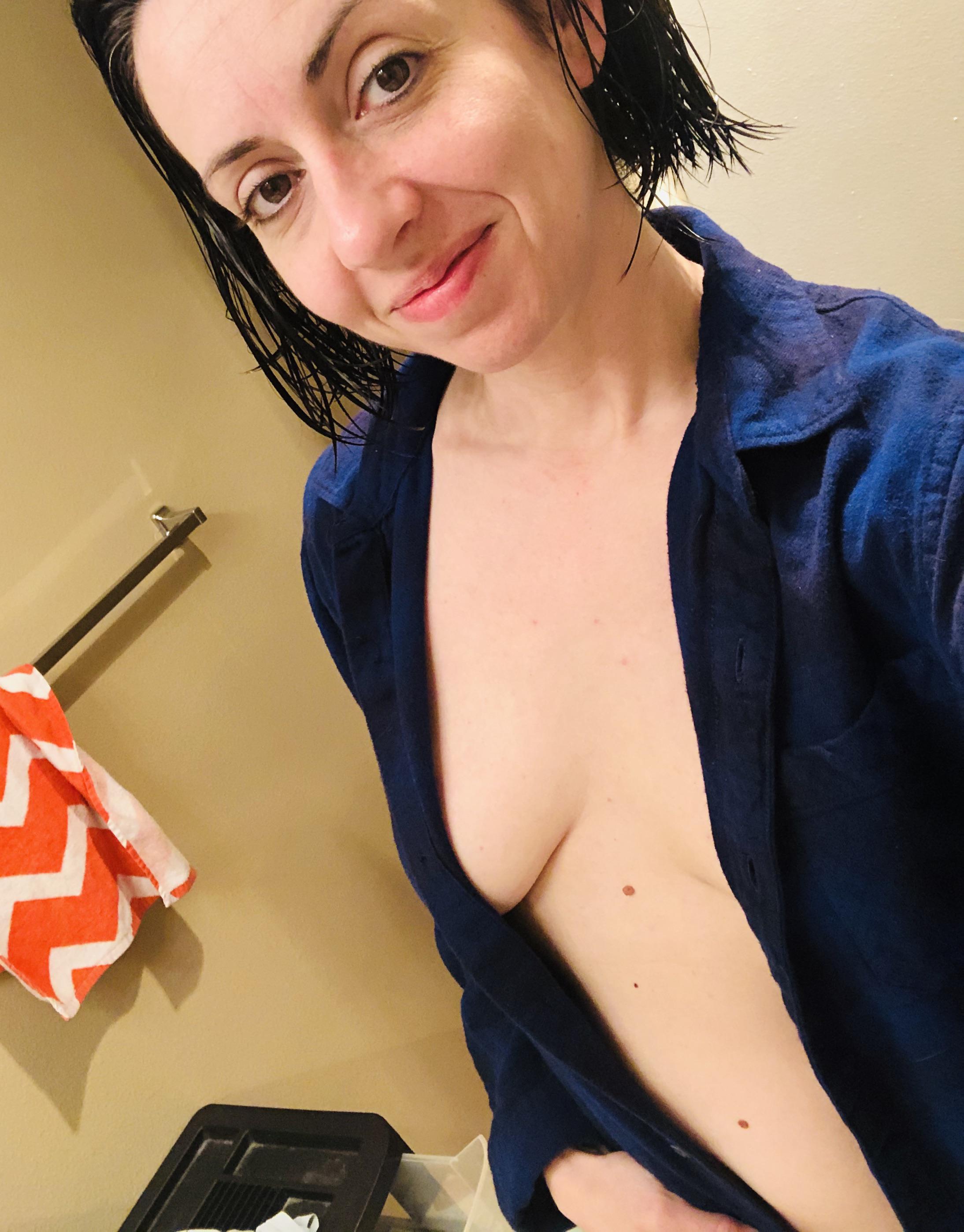 Your sweet sexy MILF : rOnlyFans101