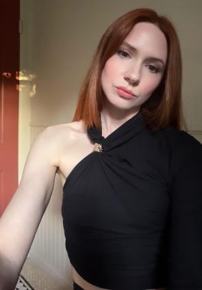 Selfie in black outfit – IG Story July 2026