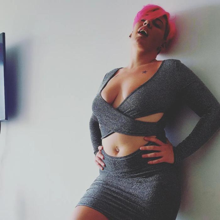 pinkthehawk