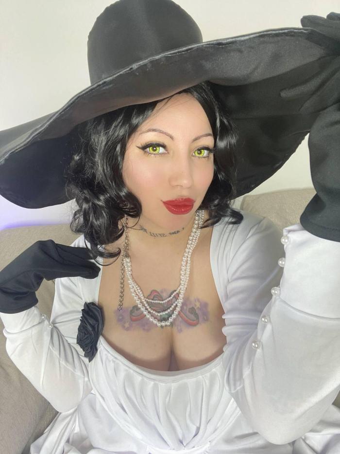 Anna_brii