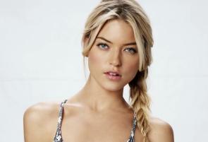 Martha Hunt