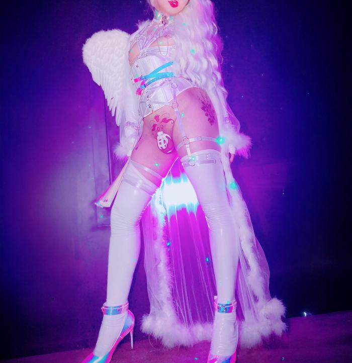 kinkylunar