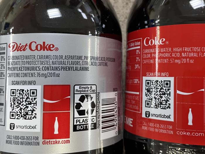 Diet Coke has 33% more caffeine than regular Coke : r/SharingWithMySO How much caffine does diet coke have