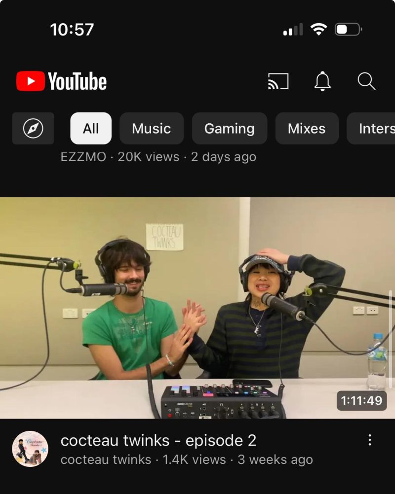 Wait What S The Tea R Emergencyintercom - Download Creative Colorful Design | High Resolution