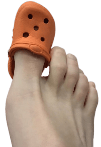 toe crocs