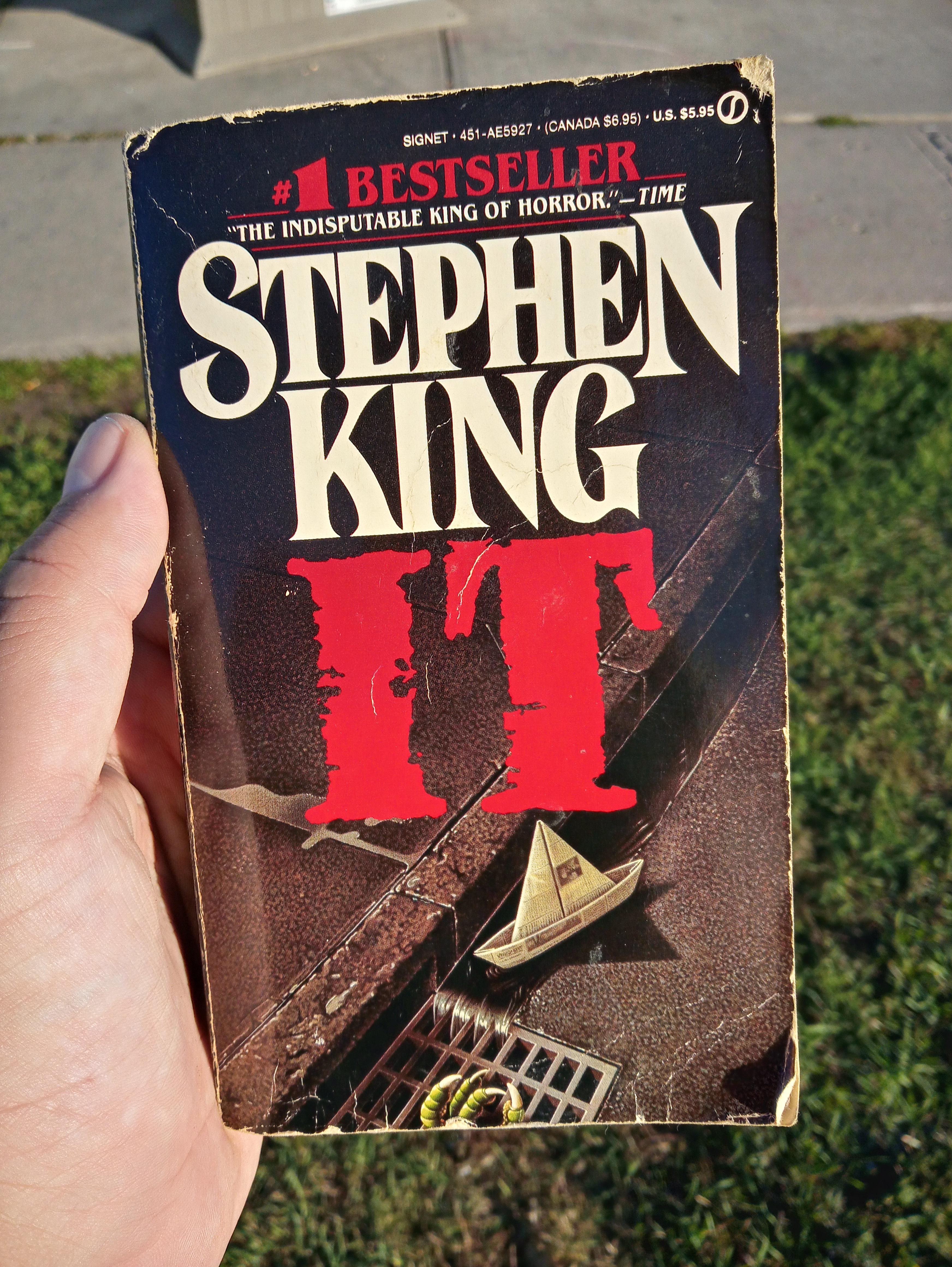 It stephen king cover art