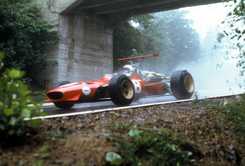 Retrof1 Pic Of The Day A Different Angle Chris Amon And