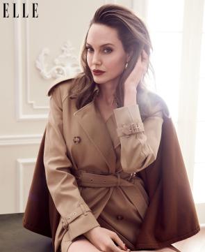 Angelina Jolie, 44