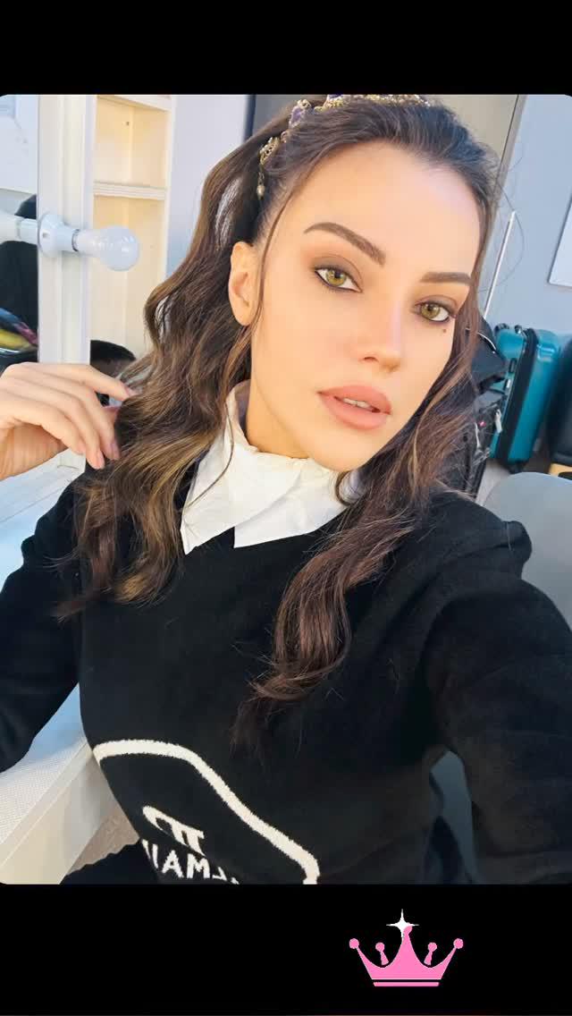 Tuvana Turkey Scrolller - Premium Sunset Art Gallery - 8K