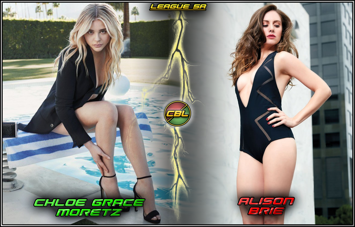 Celebrity Camel Toes (22 Photos) 