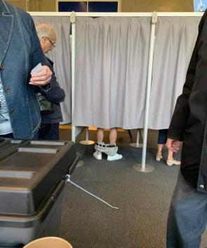 Blursed voting