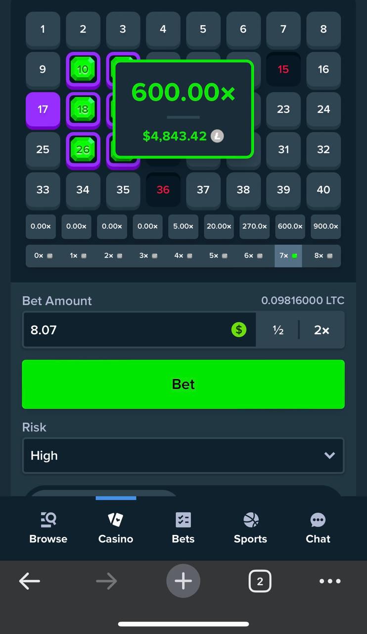 Huge Base Win Multi R Stake - 4K Minimal Patterns for Desktop