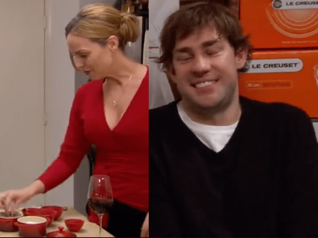 I Just Noticed A Small Detail In Dinner Party S04e13 Jan Is Seen With A Complete Set Of Red Le Creuset Cookware Few Seconds Later You Can See Empty Boxes From The