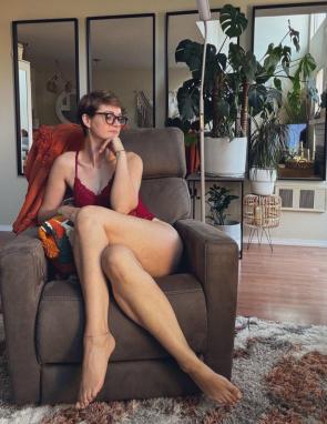 Masha Nova, 42