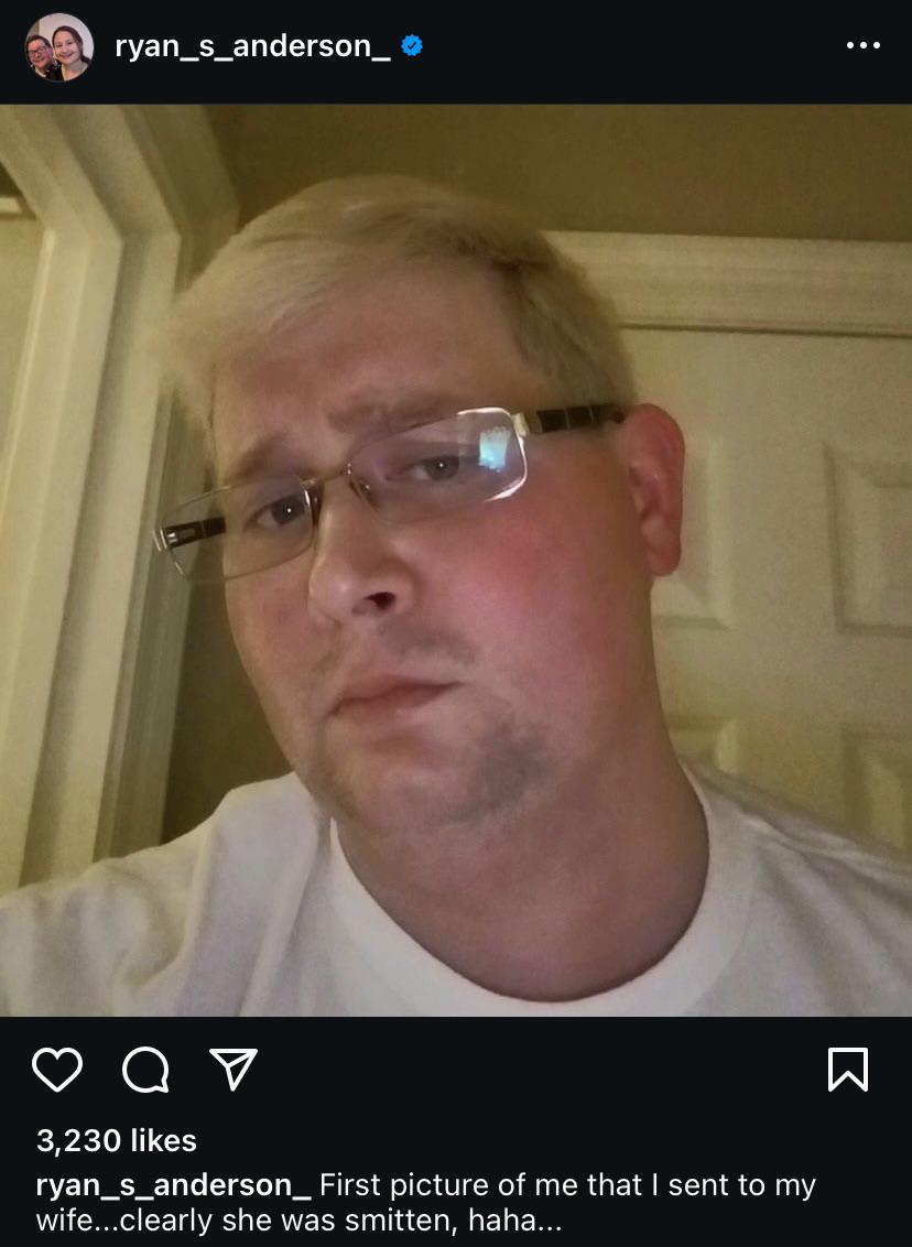 A Hohan Lohan flashback for all you non-Dlisted newbie horz whining up a storm about poor wittle Lindsay in my last post about that freckled menace -- you're welcome! : rDListedCommunity