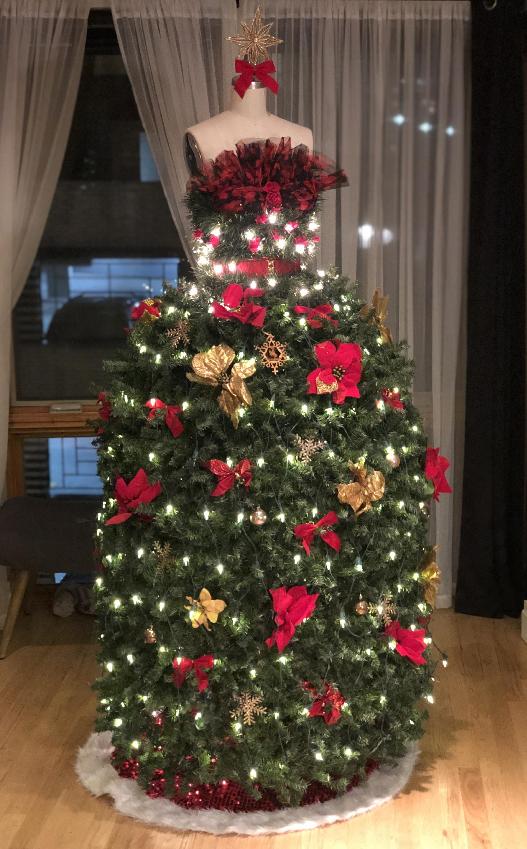 Made This Ballgown Christmas Tree From A Dress Form Chicken Wire Underskirt And A Sewn Tulle Bust Detail Kicking Off The Holidays In Style Sewing