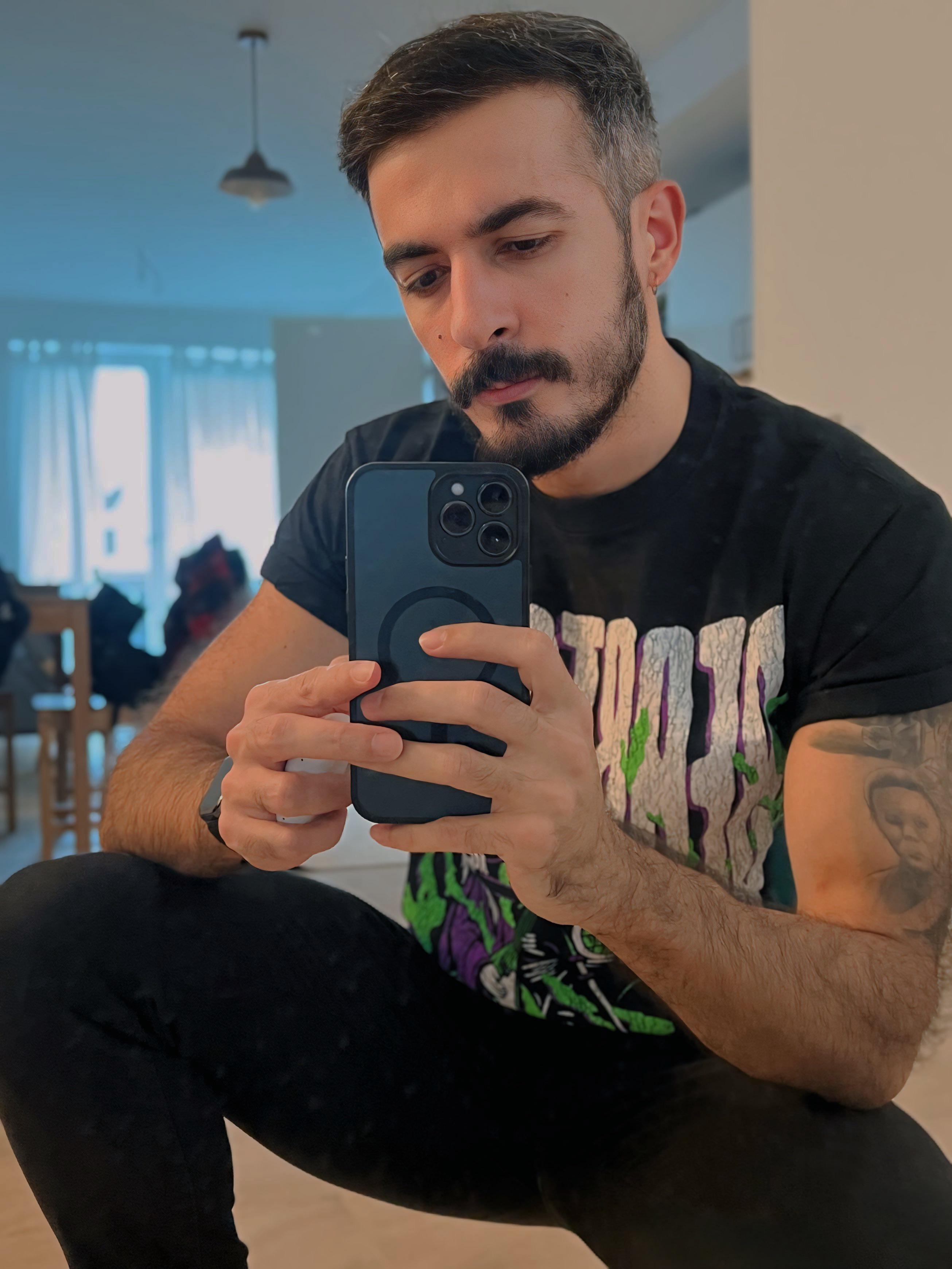 Its crazy to me that ive never met a gay guy who listens to metal music in Berlin. : rgaybrosgonemild