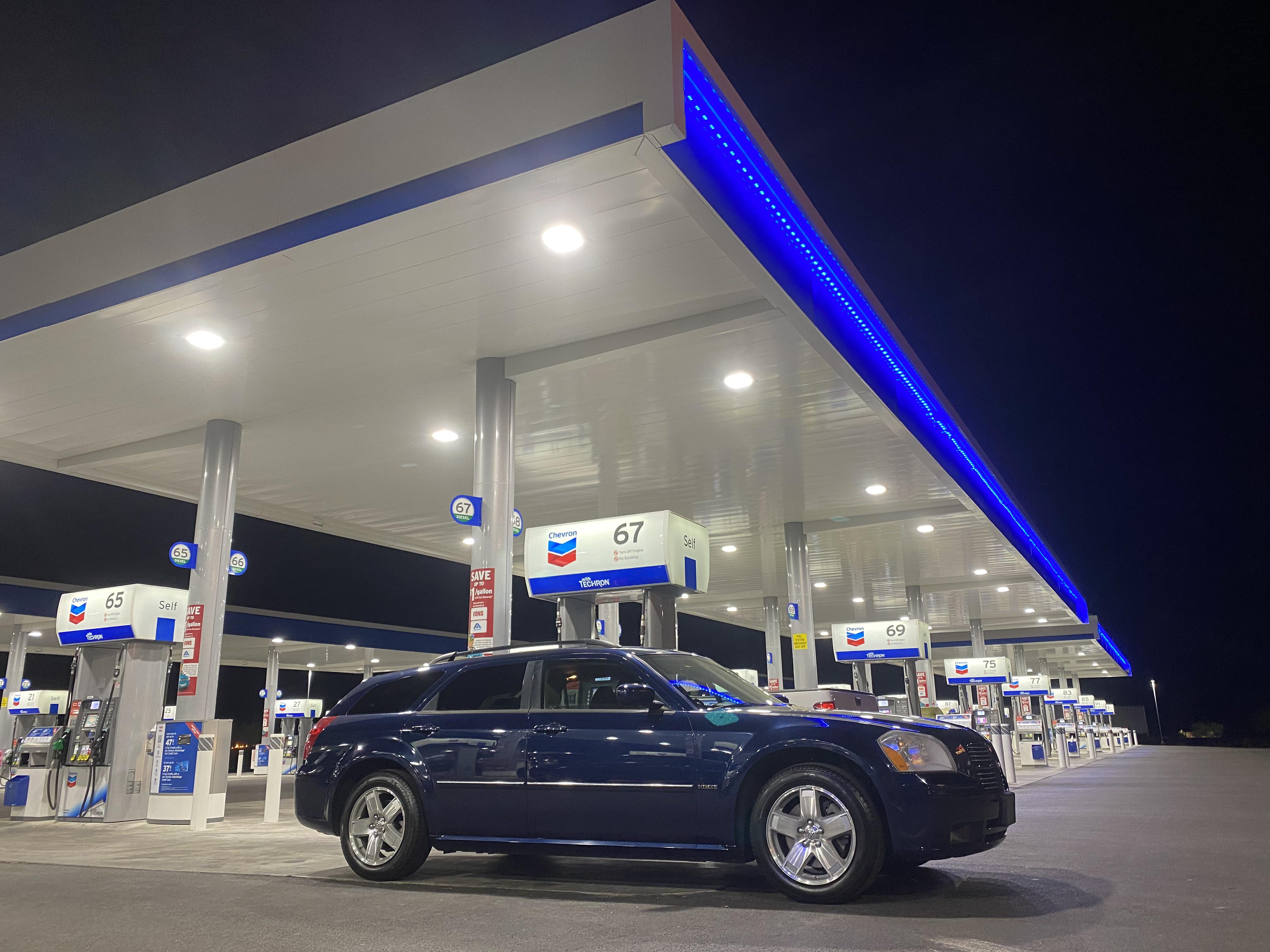 2006 dodge magnum awd 57l v8 hemi overheats while idling more commonly at an incline see story below and please please please help reddit raskmechanics on car overheats when idling reddit