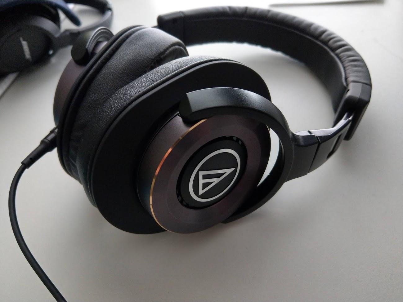 The solid bass range currently features three models: Audio-Technica ATH-WS1100is 'Solid Bass' Headphones