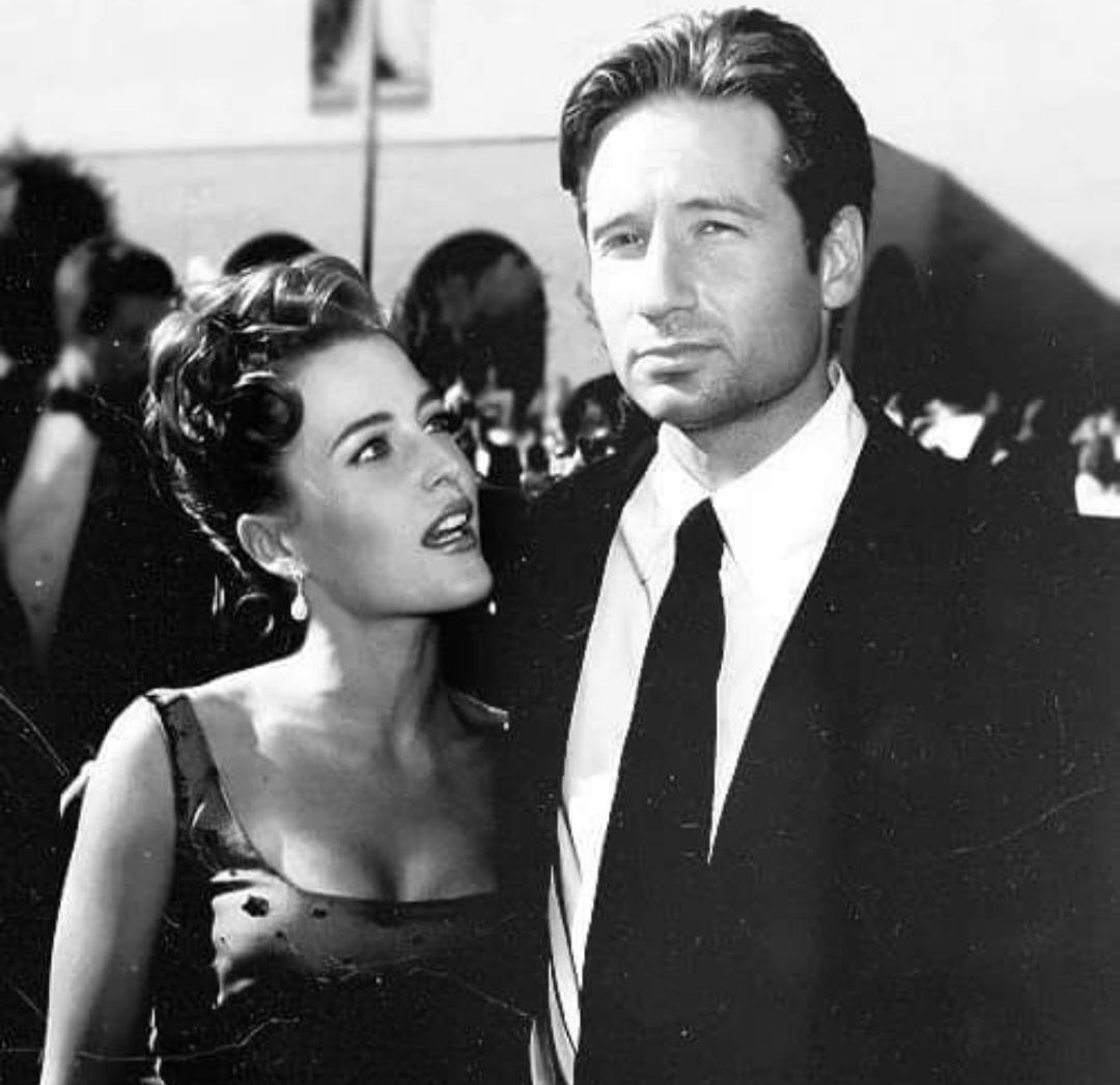 Gillian Anderson and David Duchovny in the 90s : rpics