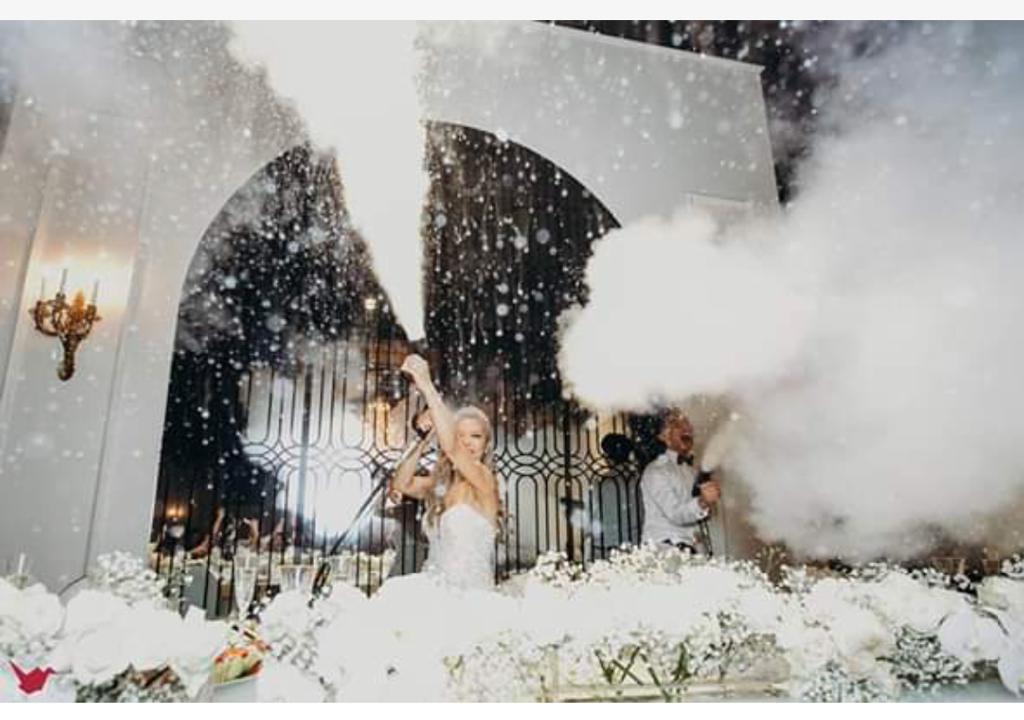 The most epic wedding moment