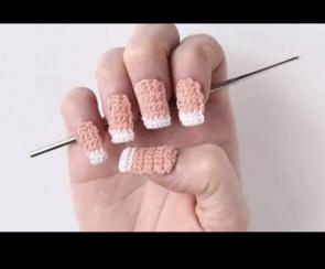 crochet nails