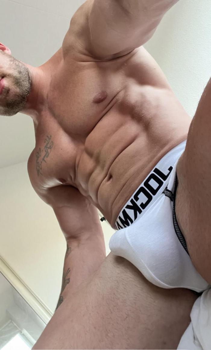 discreetjay12