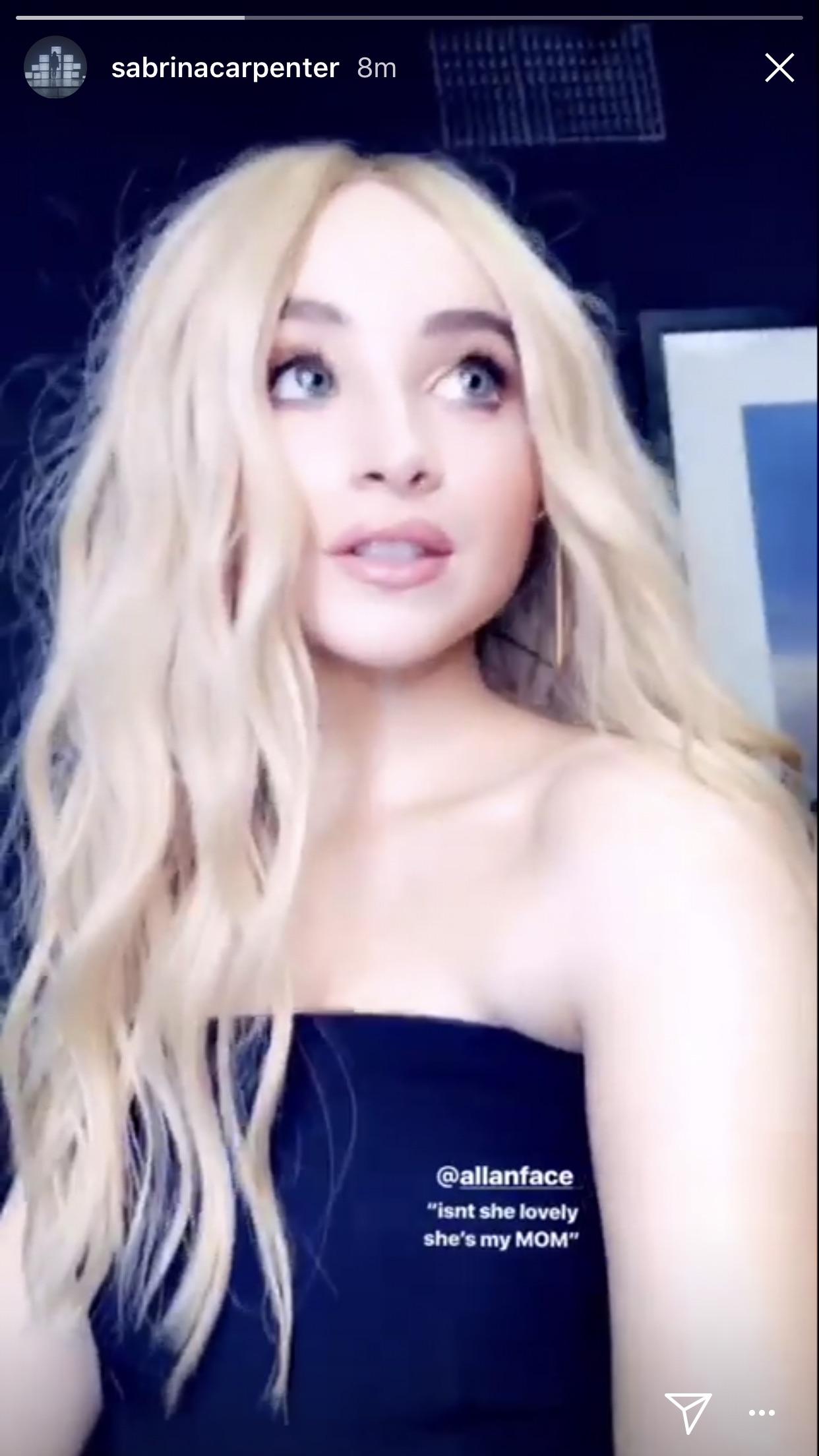 Greenhouses are efficient ways to grow plants and flowers even when the weather is cold, as the enclosures keep plants warm and moist. Beautiful as always : SabrinaCarpenter