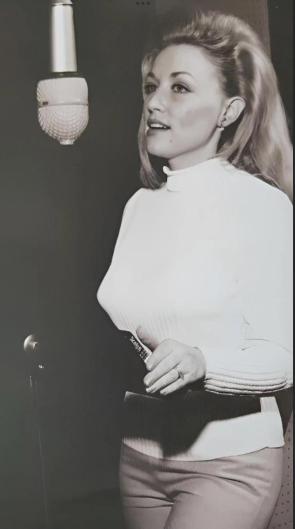 Dolly Parton, 1966