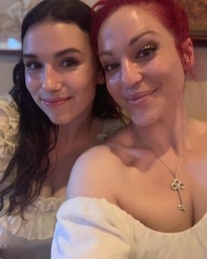 Grace and her sister