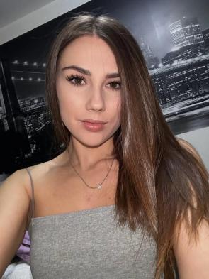 Face of a girl ready to spend her weekend at home wrapped in her duvet. F20