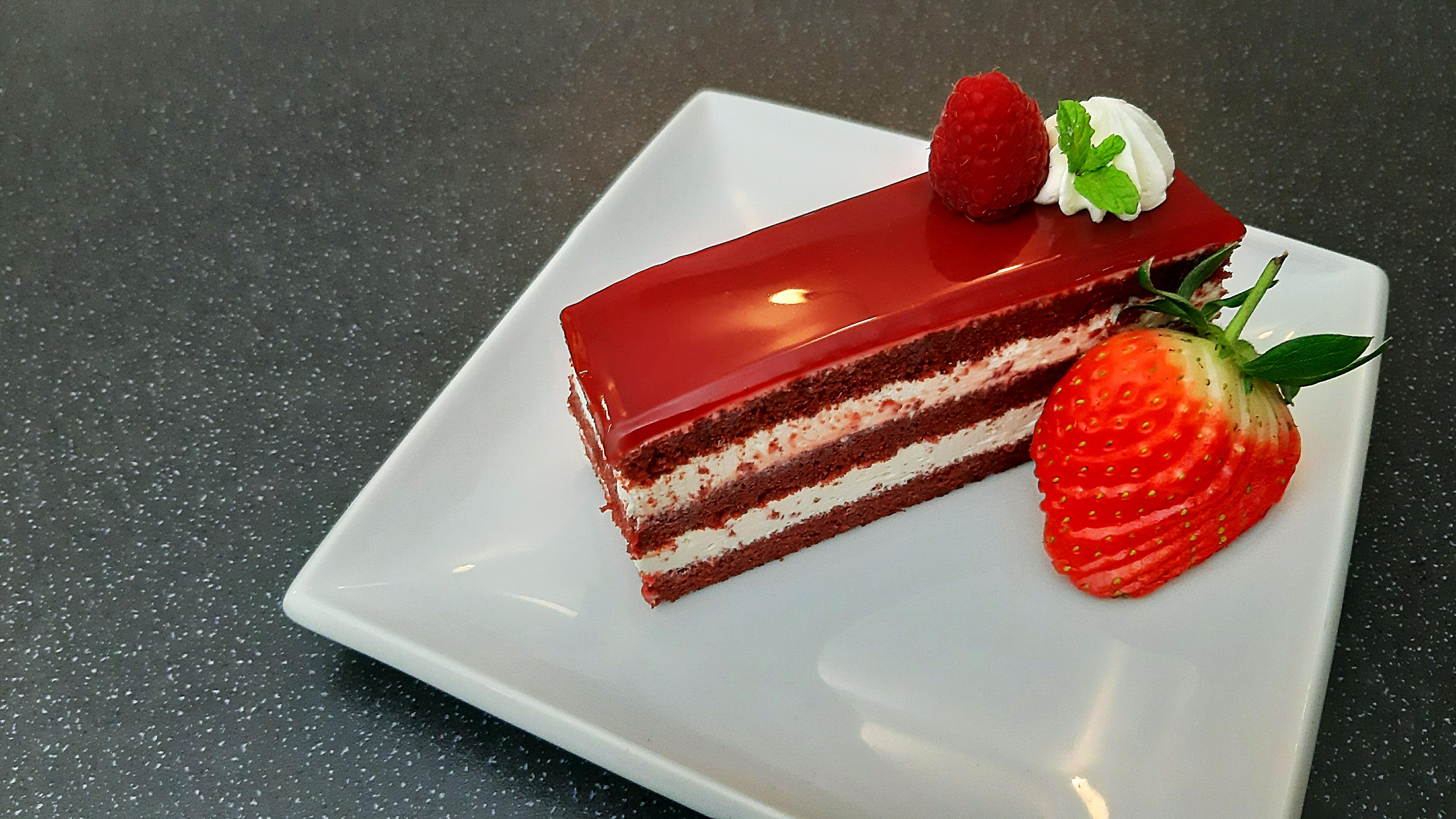 images Red Velvet Mirror Glaze Cake reddit