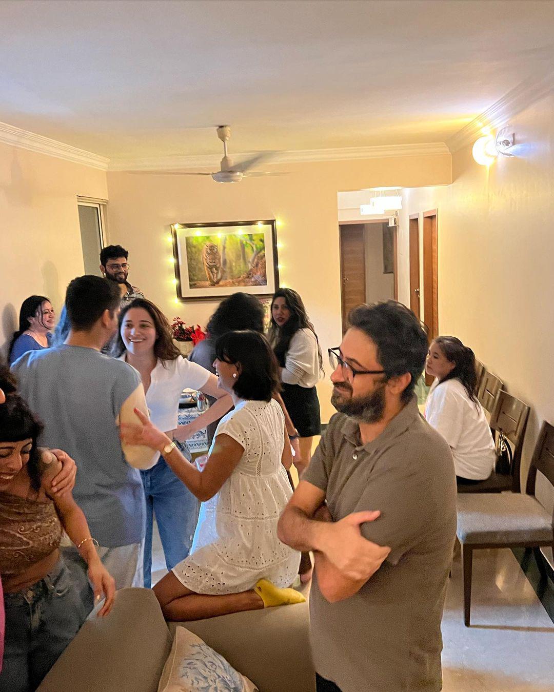 Confirmed! Tamannaah Bhatia and Vijay Varma are dating each other. Both  were in Goa last night, guy in the last pic told me they were together. :  rBollyBlindsNGossip