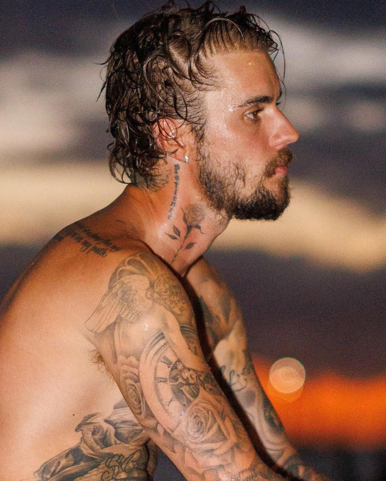 justin bieber in a new photo shared to instagram : rJUSTINBIEBER