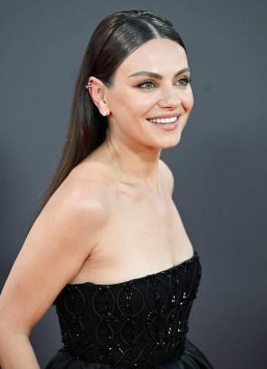 Wake Up Dead Man premiere in London, October 8, 2025