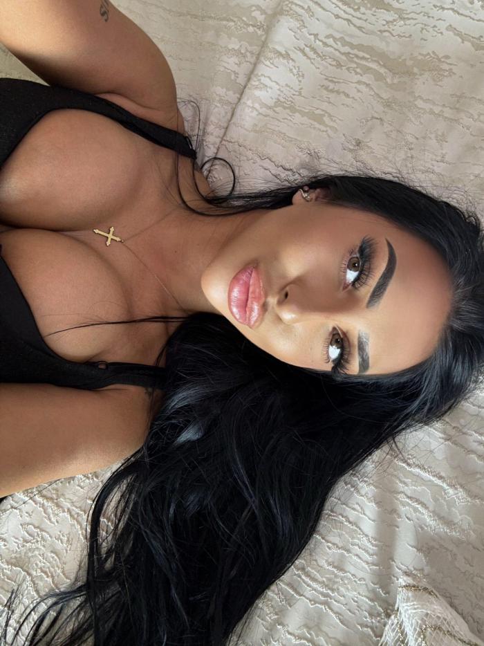 boredandbrattybabe