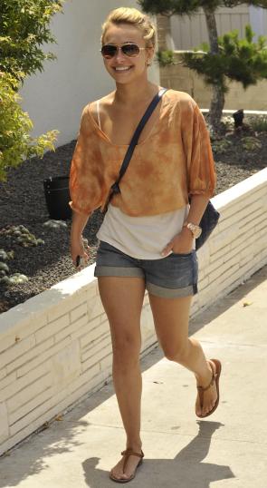 Leaving Le Pain Quotidien Restaurant | West Hollywood | June 21, 2010