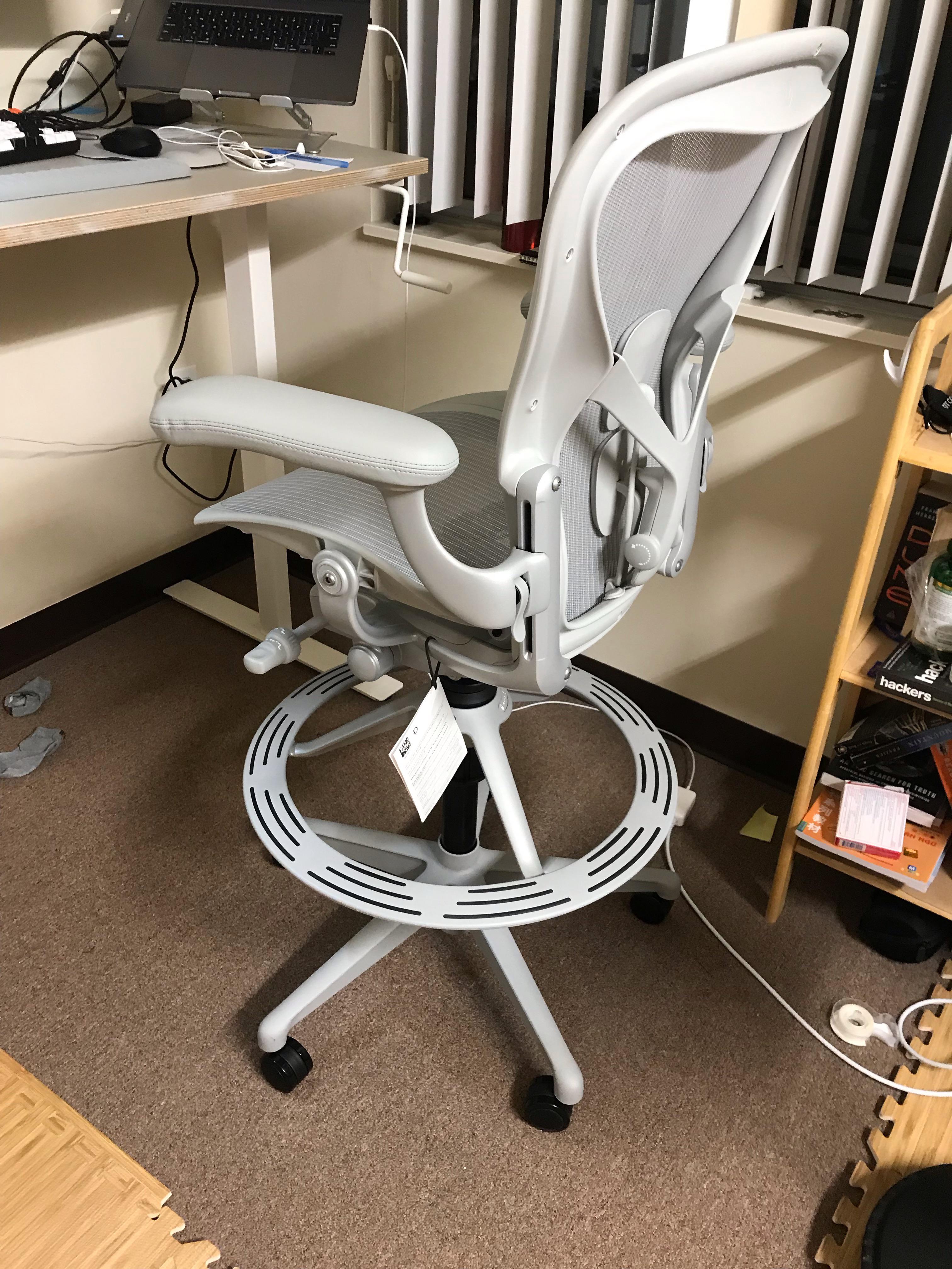 Aeron chair after a year... pretty disappointed.