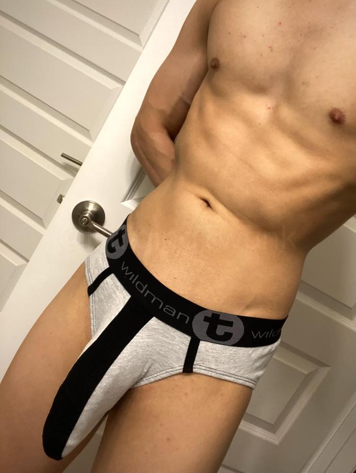 bulgingtwunk