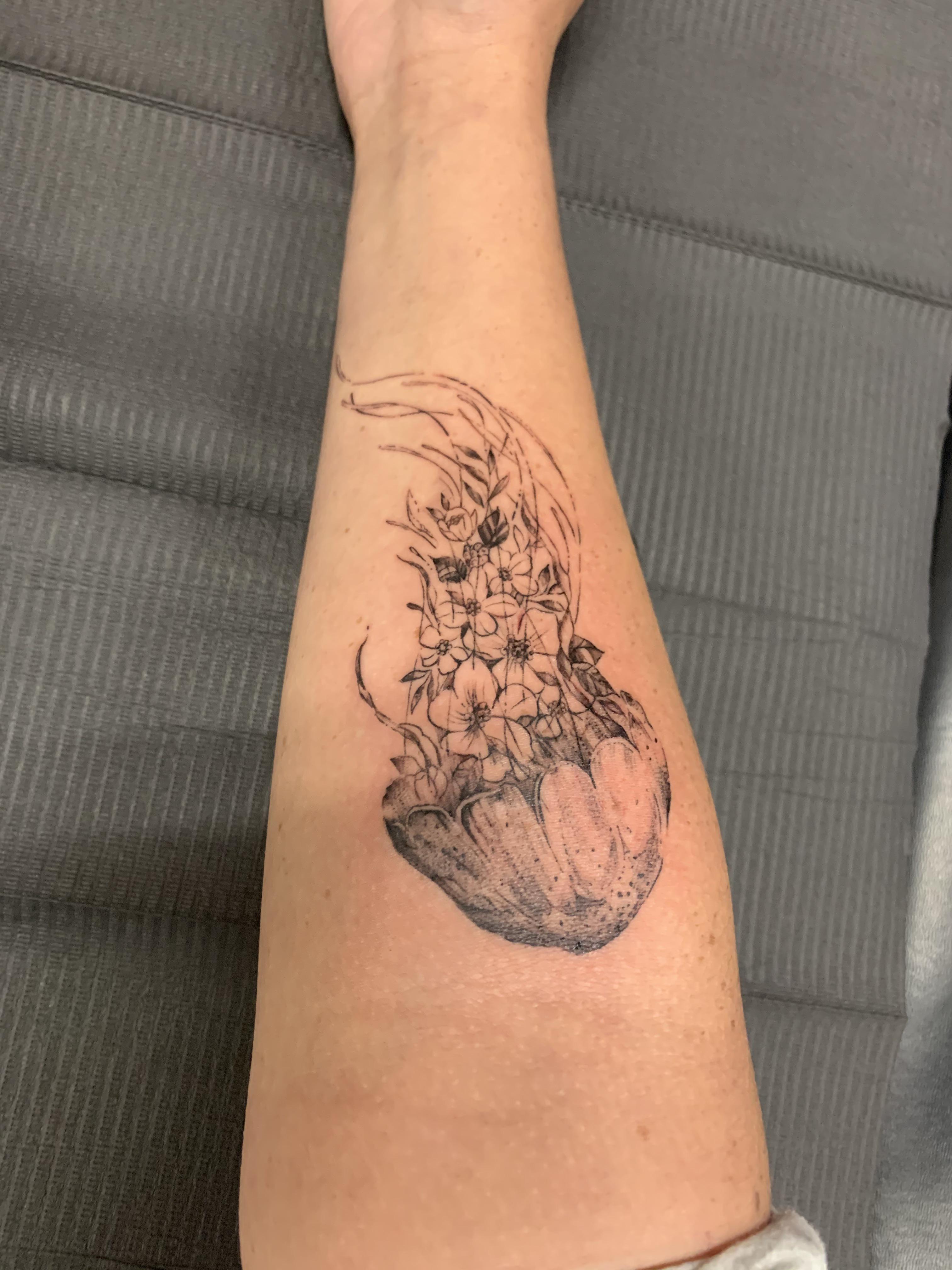 Gorgeous Fist Tattoo Done By Daniel Espin Good Vibrations Ink Tattoo And Body Piercing Orlando Fl Tattoos