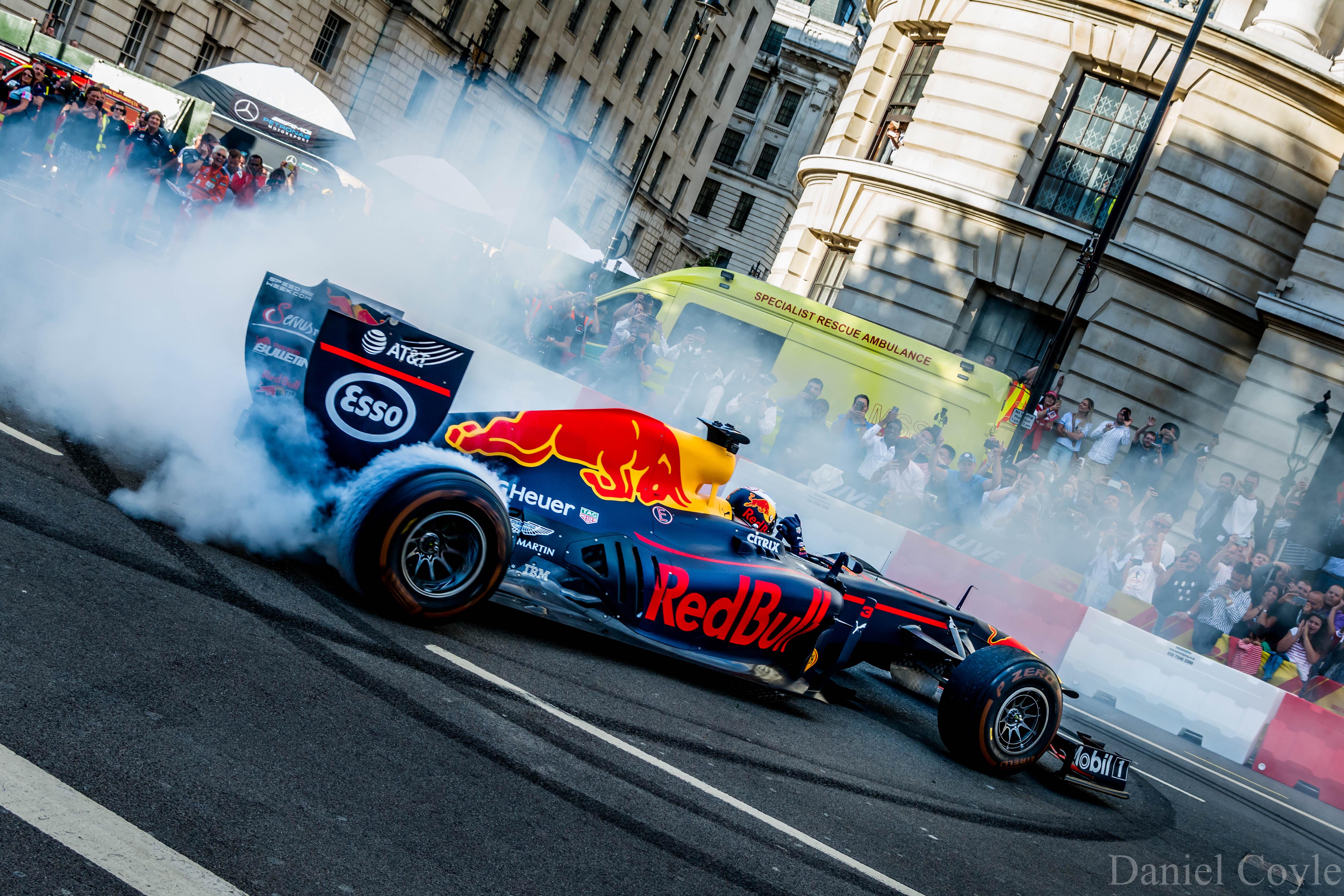 Red Bull S Daniel Ricciardo Pulling Doughnuts On Whitehall