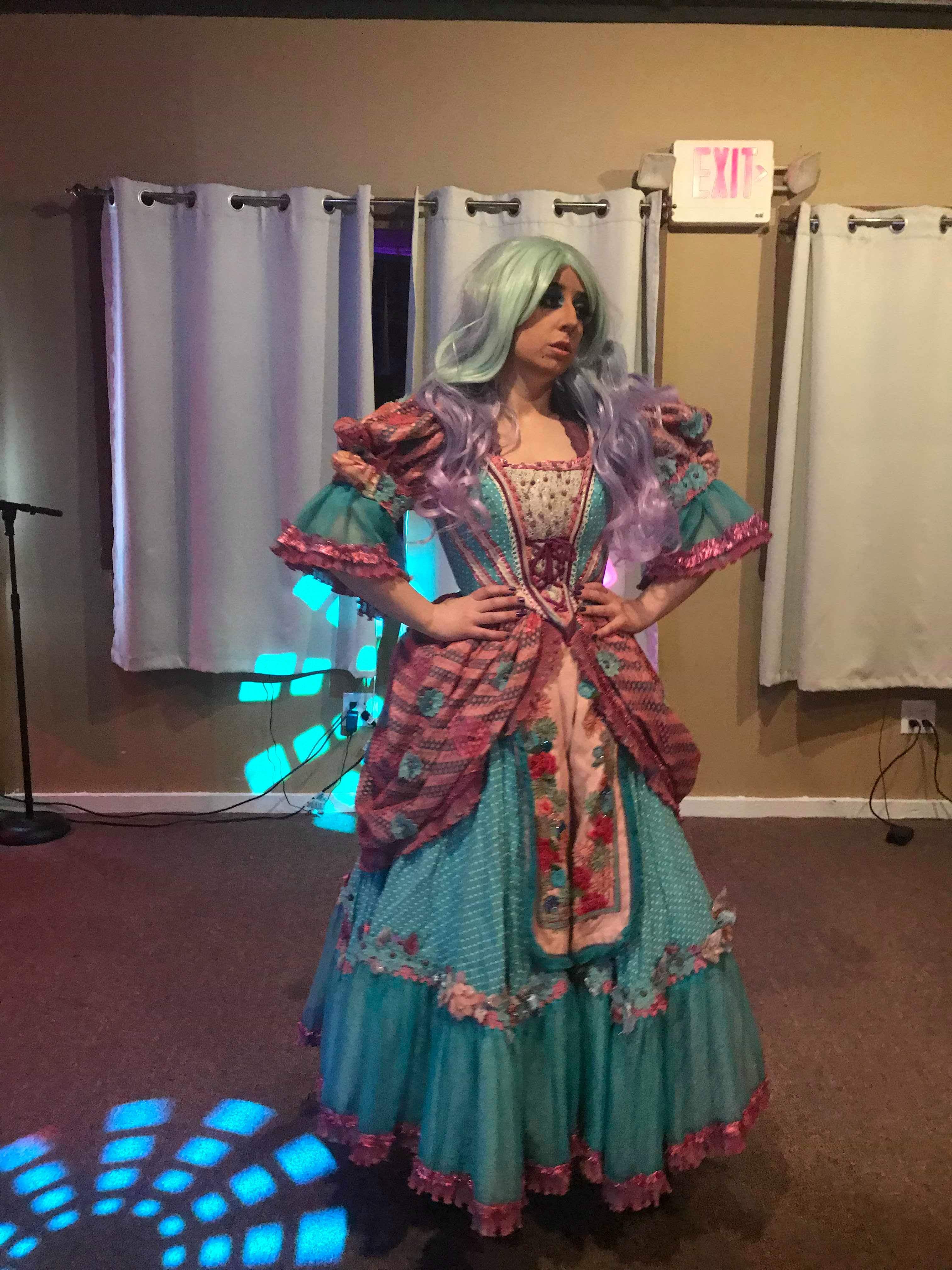 The best/most ridiculous outfit i own😍😍