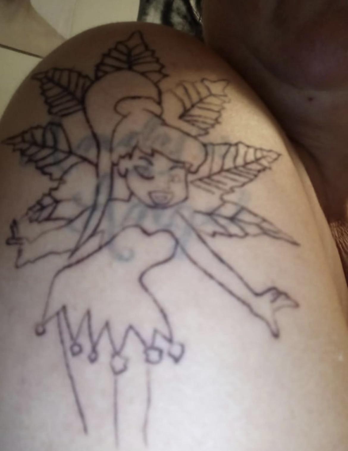 Family “friend” lets her son tattoo her : rshittytattoos